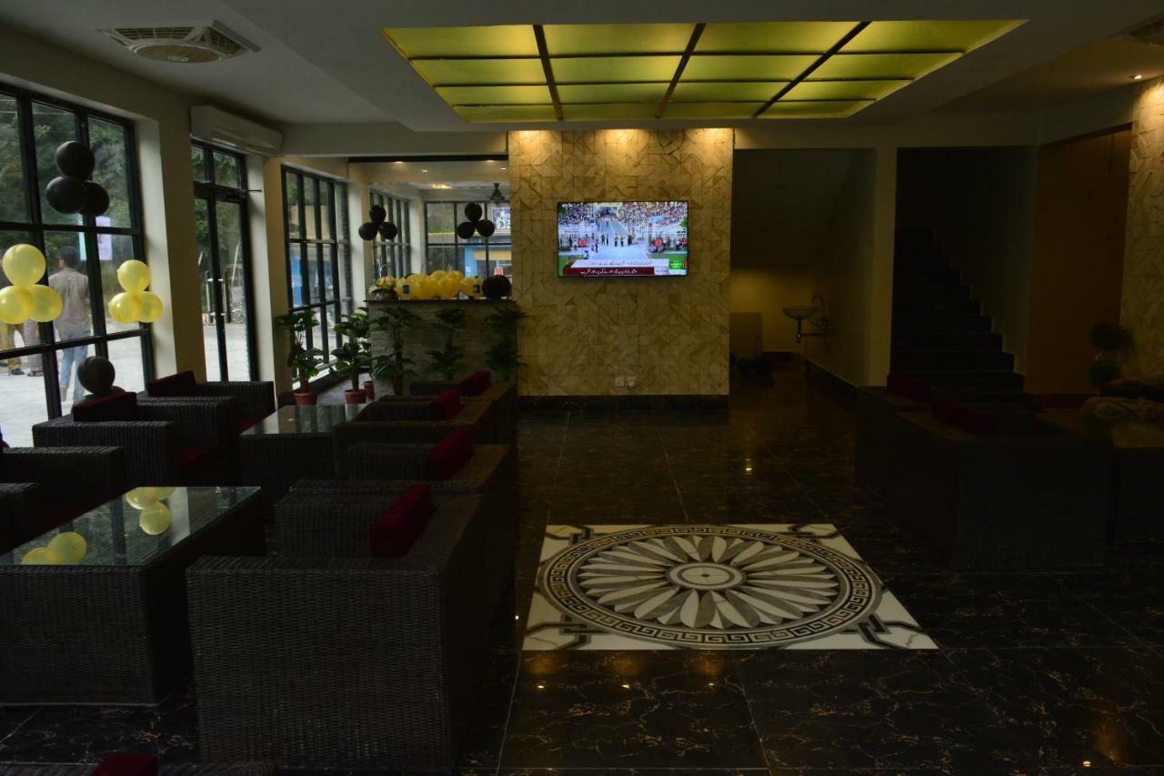 La Orilla Hotel Музафарабад Екстериор снимка