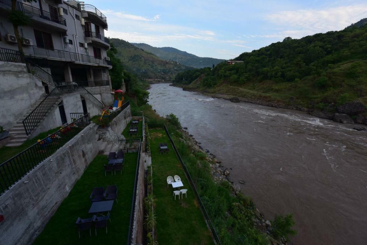 La Orilla Hotel Музафарабад Екстериор снимка